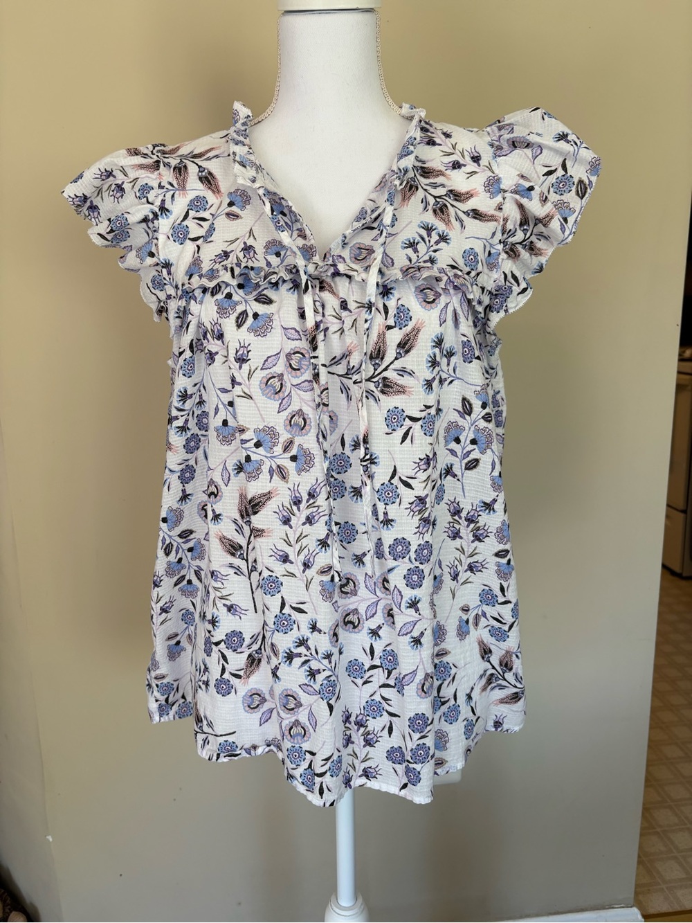 LOFT White Floral Ruffle Sleeve Tie-Front Top